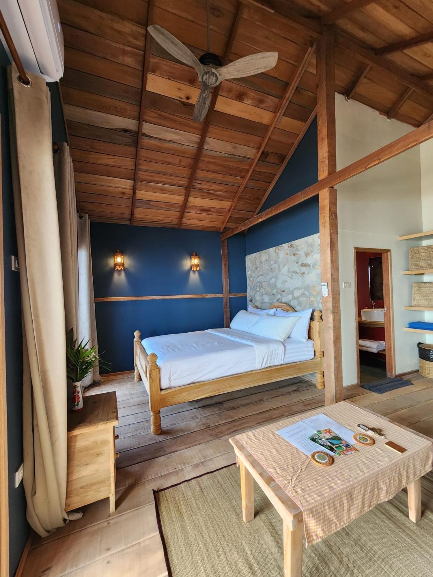 Castaway Beach Bungalows Srithanu Exterior foto