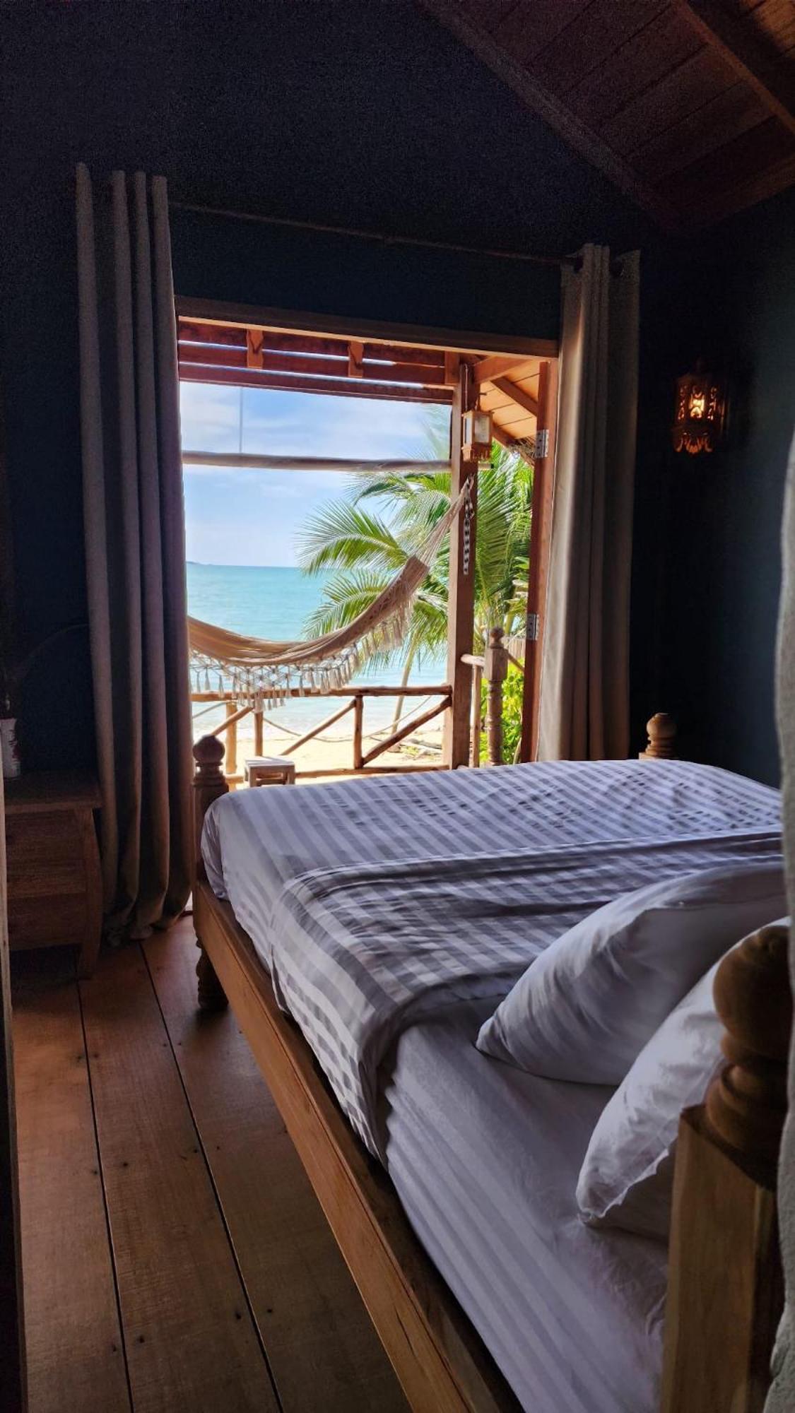 Castaway Beach Bungalows Srithanu Exterior foto